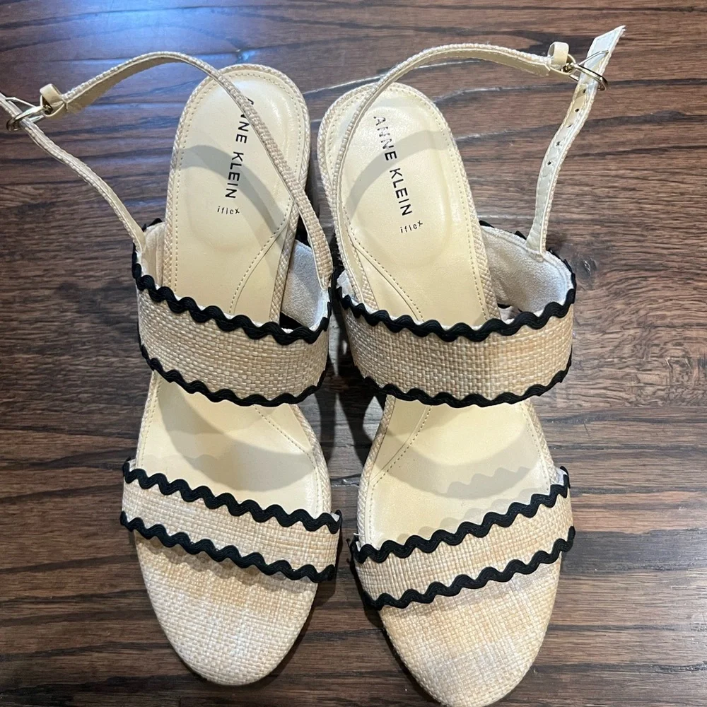 Anne Klein Raine Rickrack Raffia Slingback Sandal 10 - Picture 6 of 11